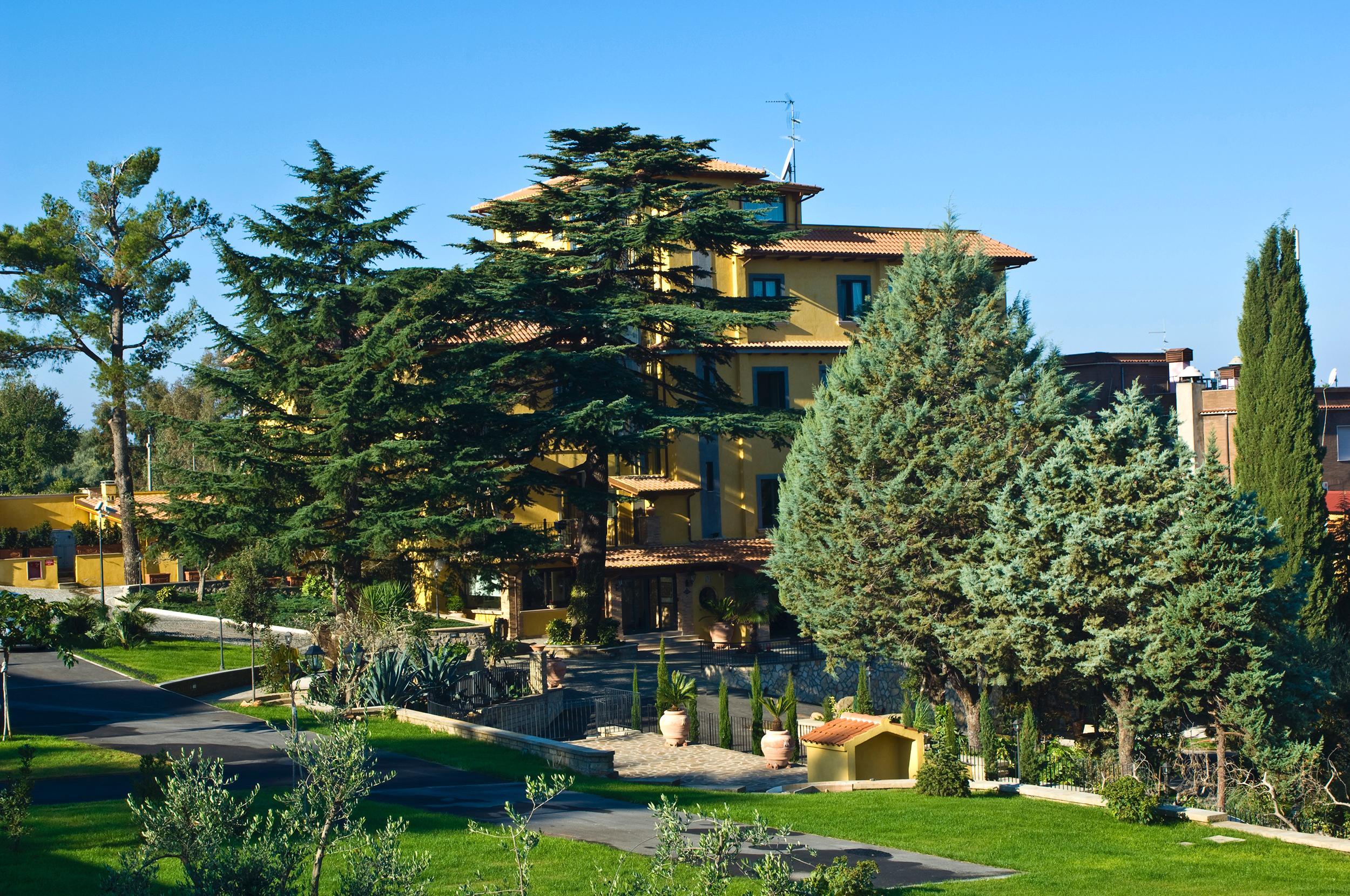 Green Hotel Poggio Regillo Frascati Eksteriør billede