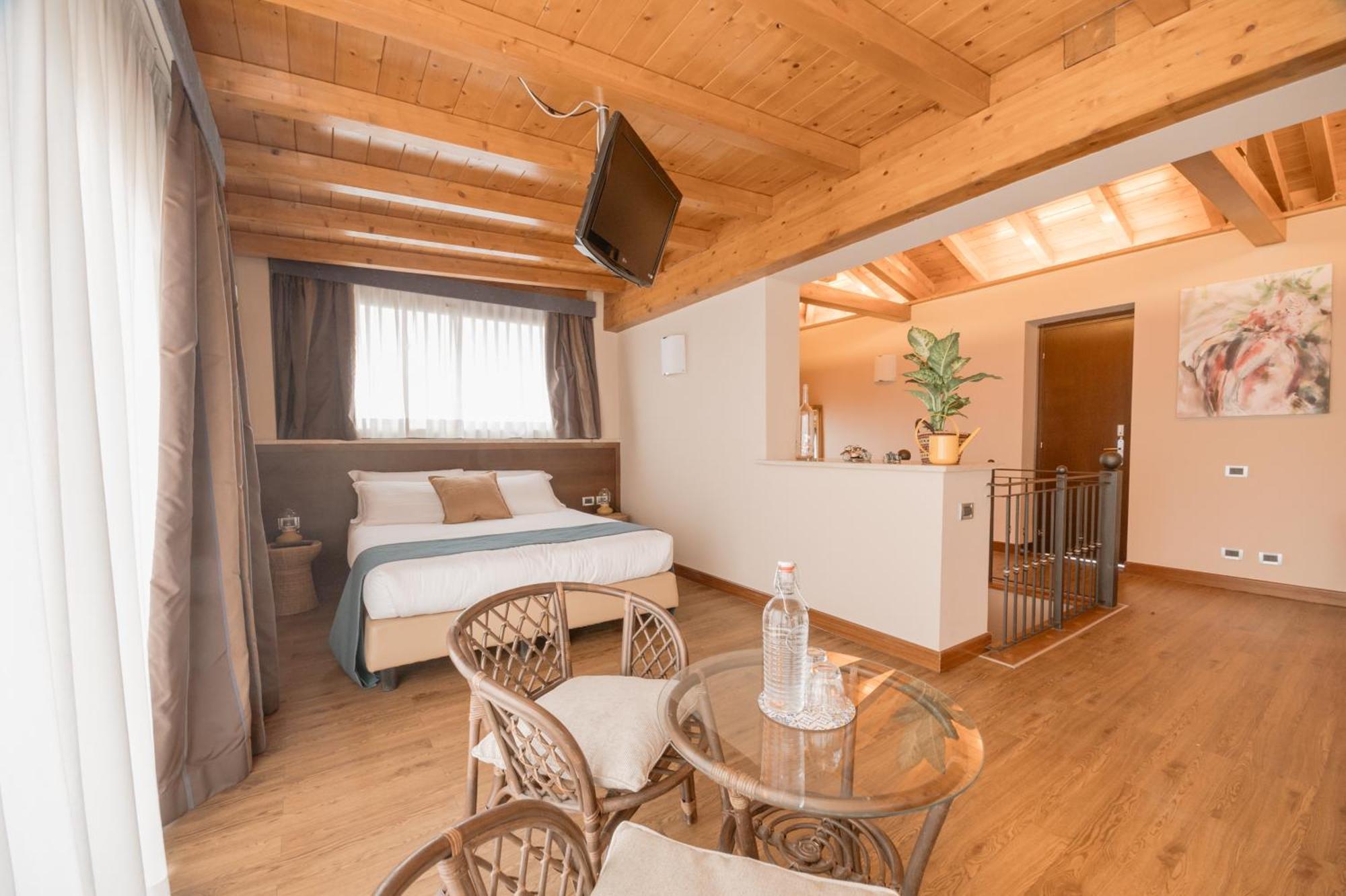 Green Hotel Poggio Regillo Frascati Eksteriør billede
